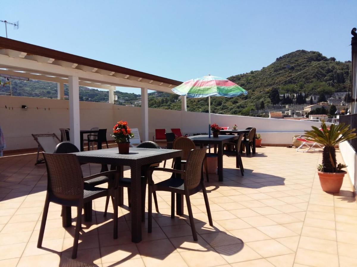 Lipari Centro Storico Flat 6 Mins From Port Apartment Exterior photo
