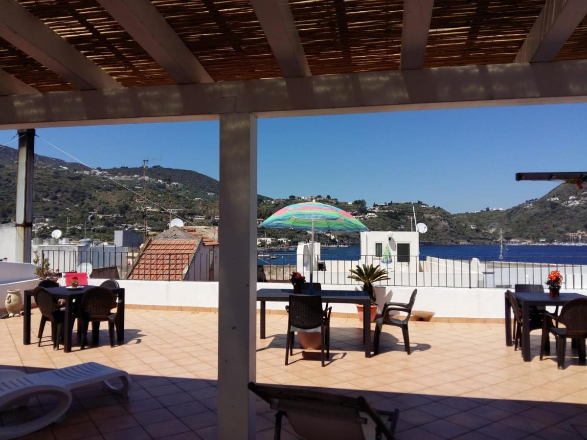 Lipari Centro Storico Flat 6 Mins From Port Apartment Exterior photo