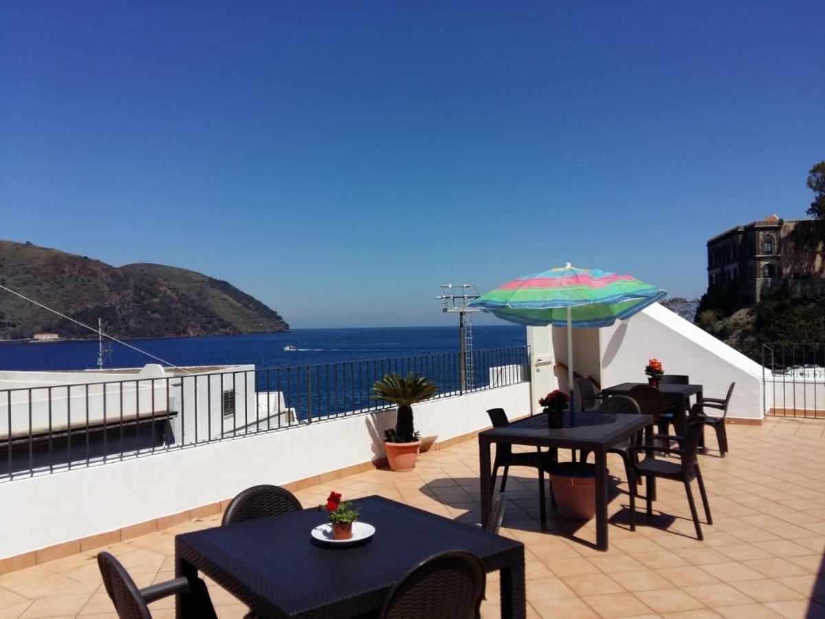 Lipari Centro Storico Flat 6 Mins From Port Apartment Exterior photo