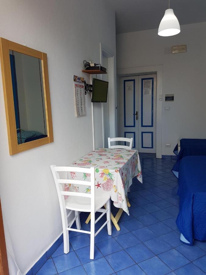 Lipari Centro Storico Flat 6 Mins From Port Apartment Exterior photo